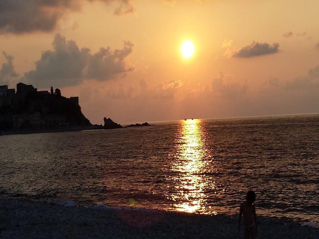 Affittacamere Due Passi e Il Mare Castel di Tusa Esterno foto